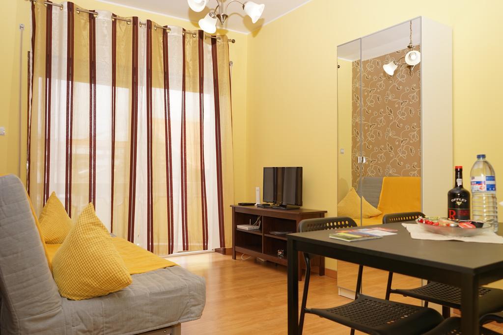 Apartamentos D'Alegria By Amber Star Rent بورتو الغرفة الصورة